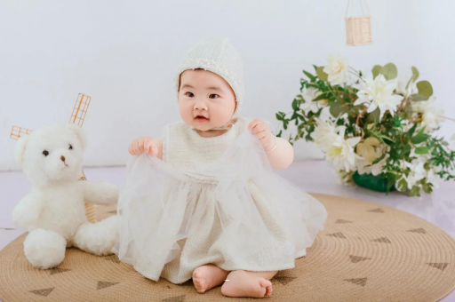 代怀生子好找吗15天的宝宝